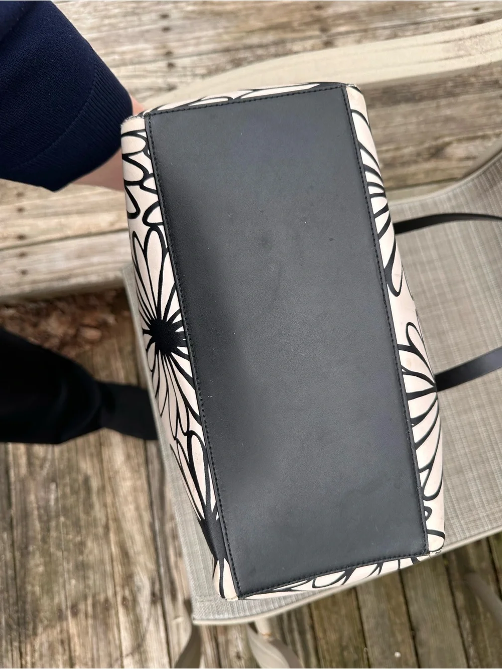 Kate Spade New York Rosa Daisy Tote Black White Designer - Picture 5 of 9